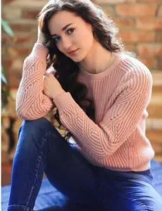 Elite escort service in Jaswantnagar for home and hotel visits